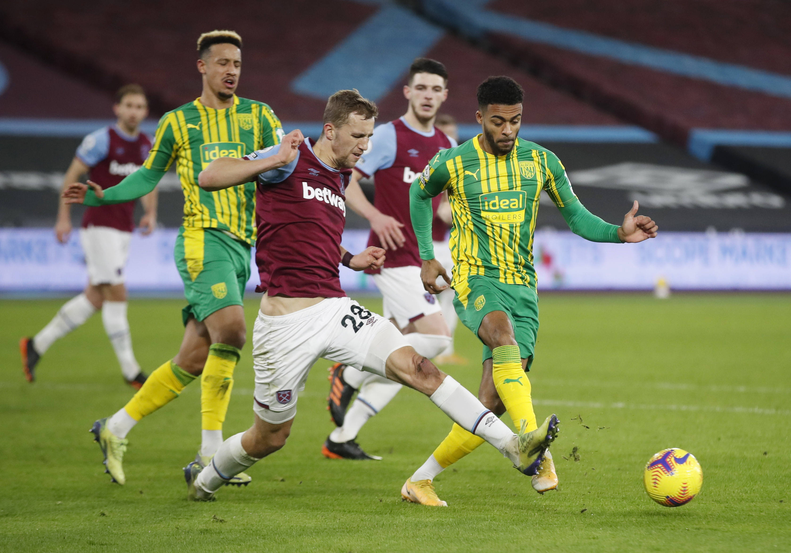 具标志性的 具标志性的